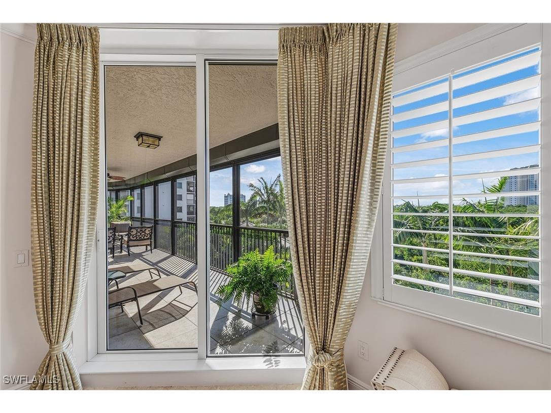 8930 Bay Colony Drive #301 Naples FL 34108 225083946 image16