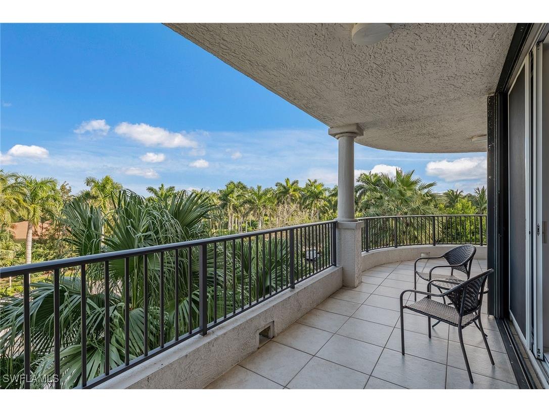 8930 Bay Colony Drive #301 Naples FL 34108 225083946 image24