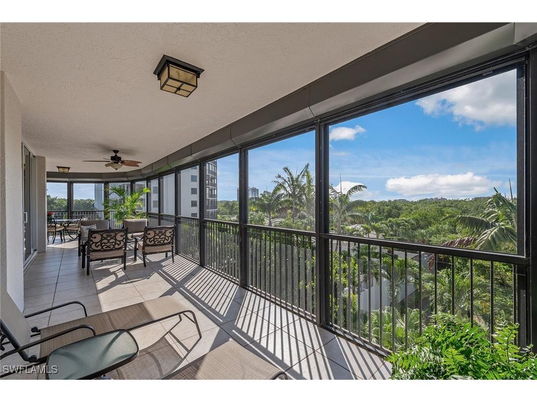 8930 Bay Colony Drive #301 Naples FL 34108 225083946 image25