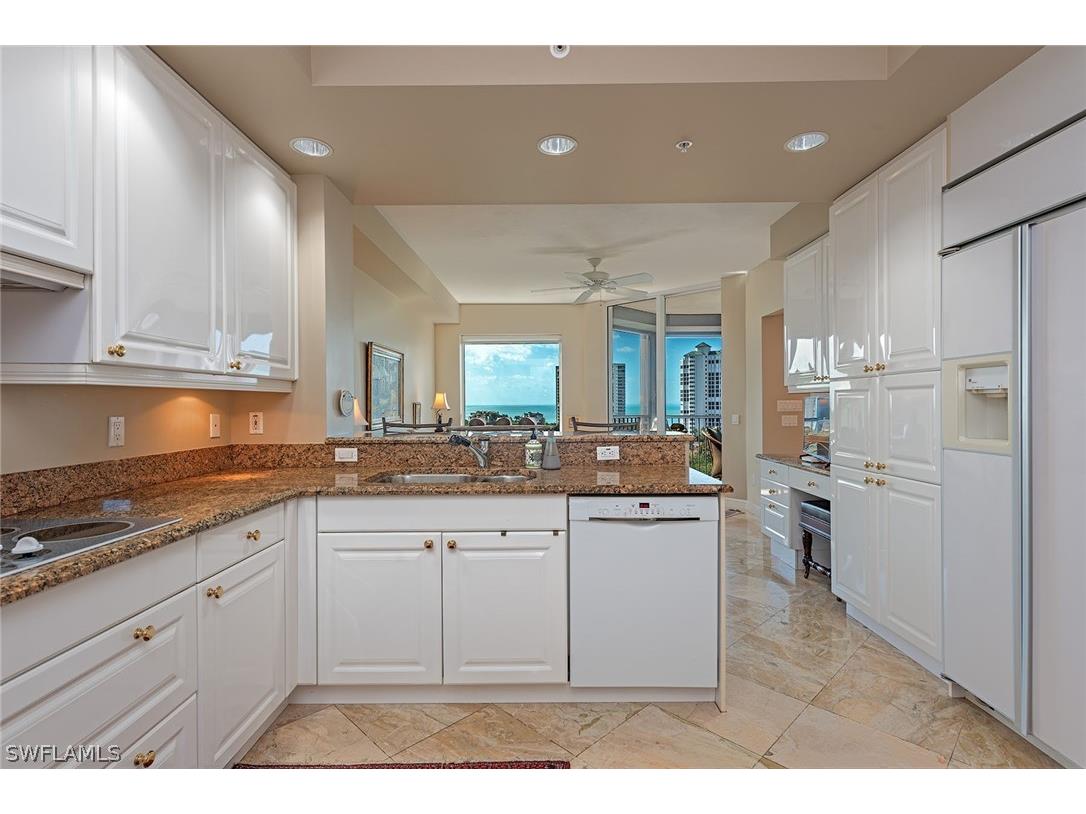 8930 Bay Colony Drive #902 Naples FL 34108 226007841 image3
