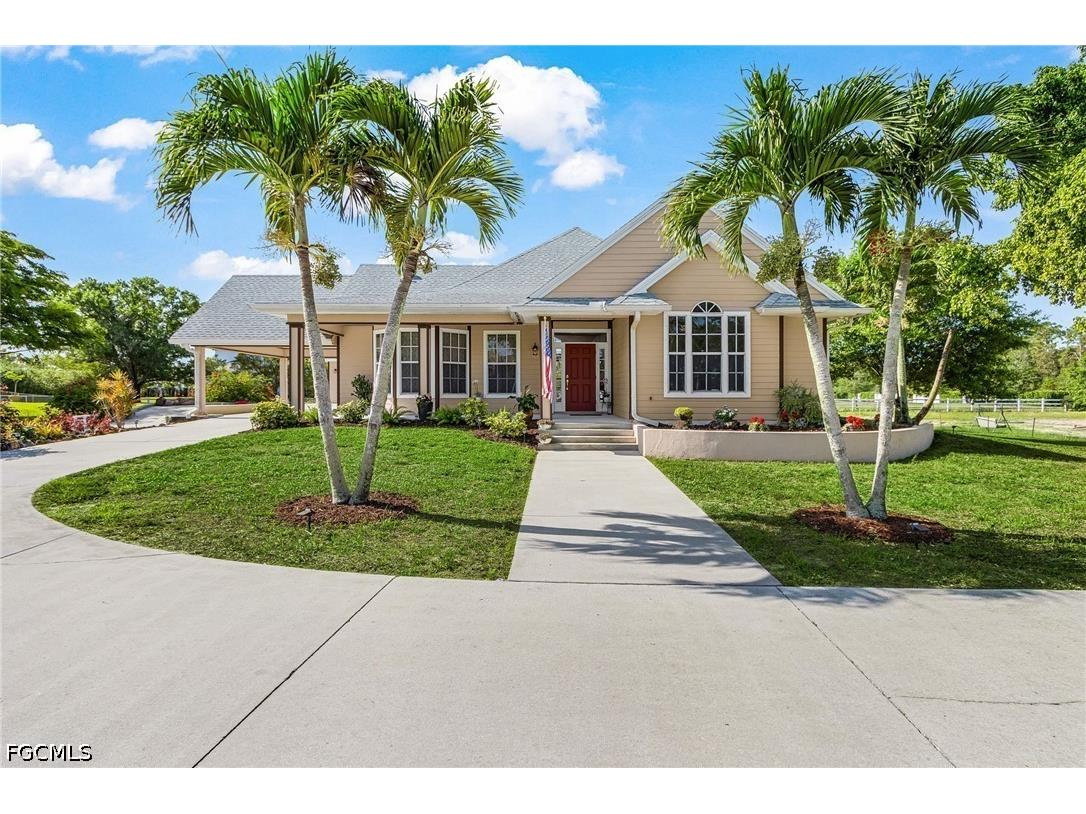 8930 Penzance Boulevard Fort Myers FL 33912 2026014036 image1