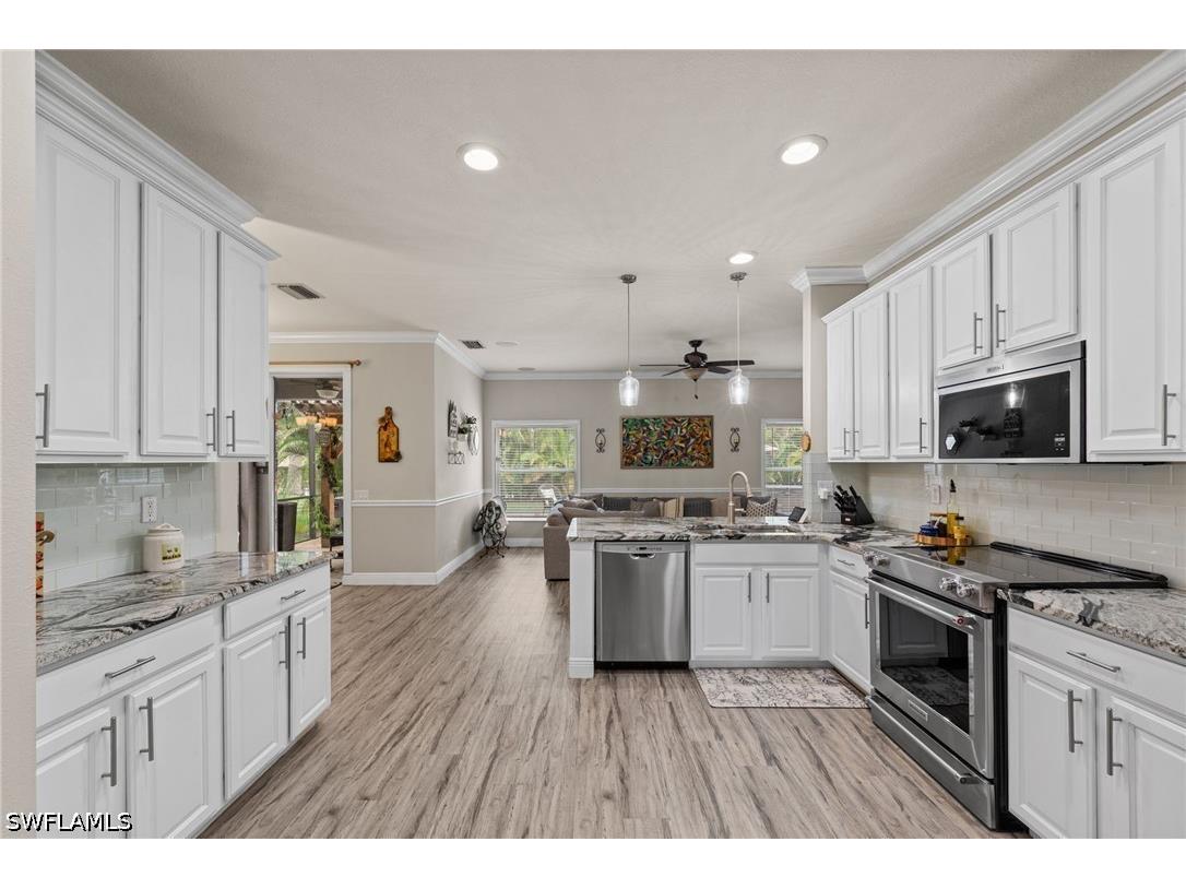 8935 Falcon Pointe Loop Fort Myers FL 33912 226017021 image13