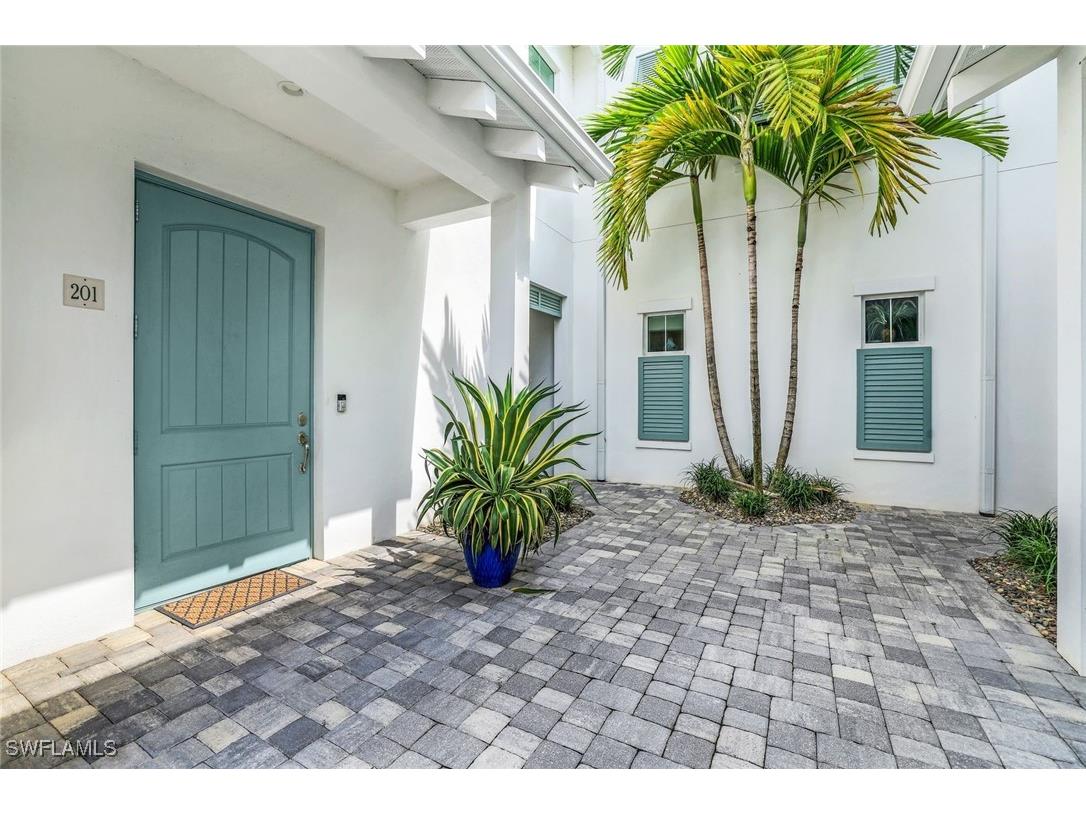 8936 Saint Lucia Drive #201 Naples FL 34114 225070275 image4