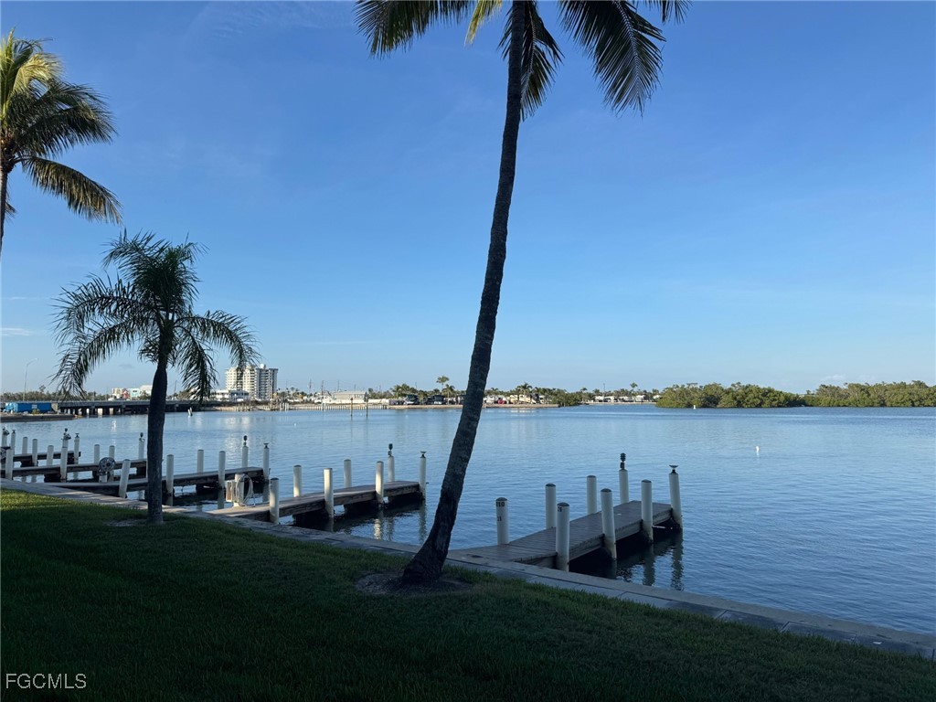 894 Buttonwood Drive #115 Fort Myers Beach FL 33931 2025024342 image1
