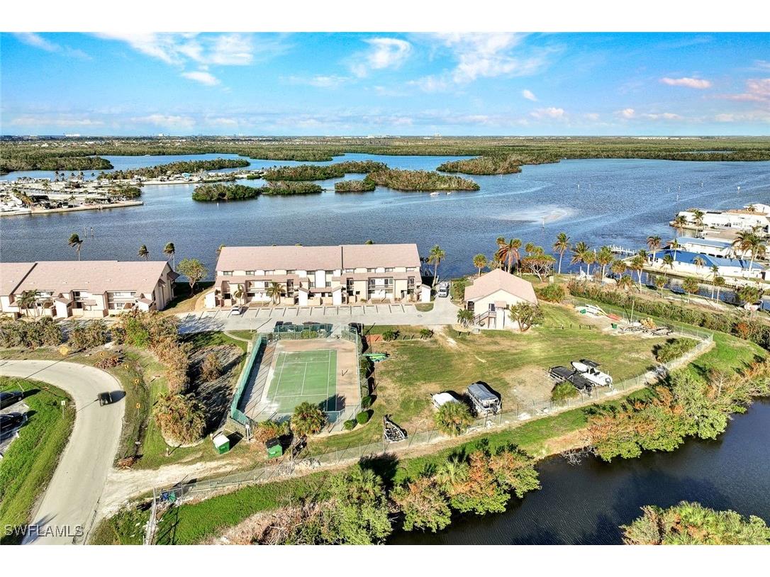 894 Buttonwood Drive #215 Fort Myers Beach FL 33931 225030465 image1