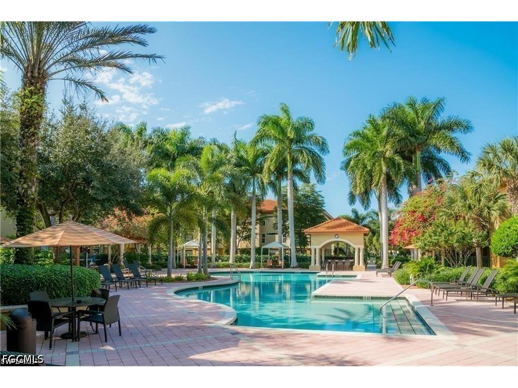 8940 Colonnades Court E #725 Bonita Springs FL 34135 2026018779 image1