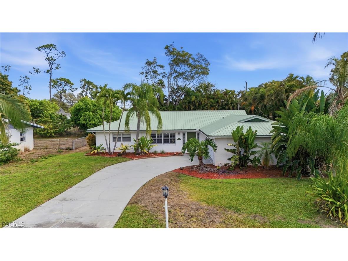 8948 Crest Lane Fort Myers FL 33907 2026011429 image37