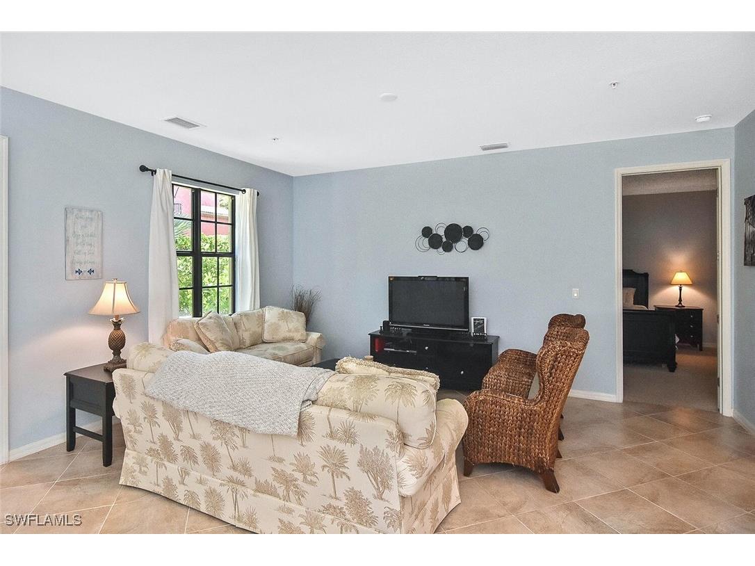 8949 Malibu Street #303 Naples FL 34113 225070478 image3