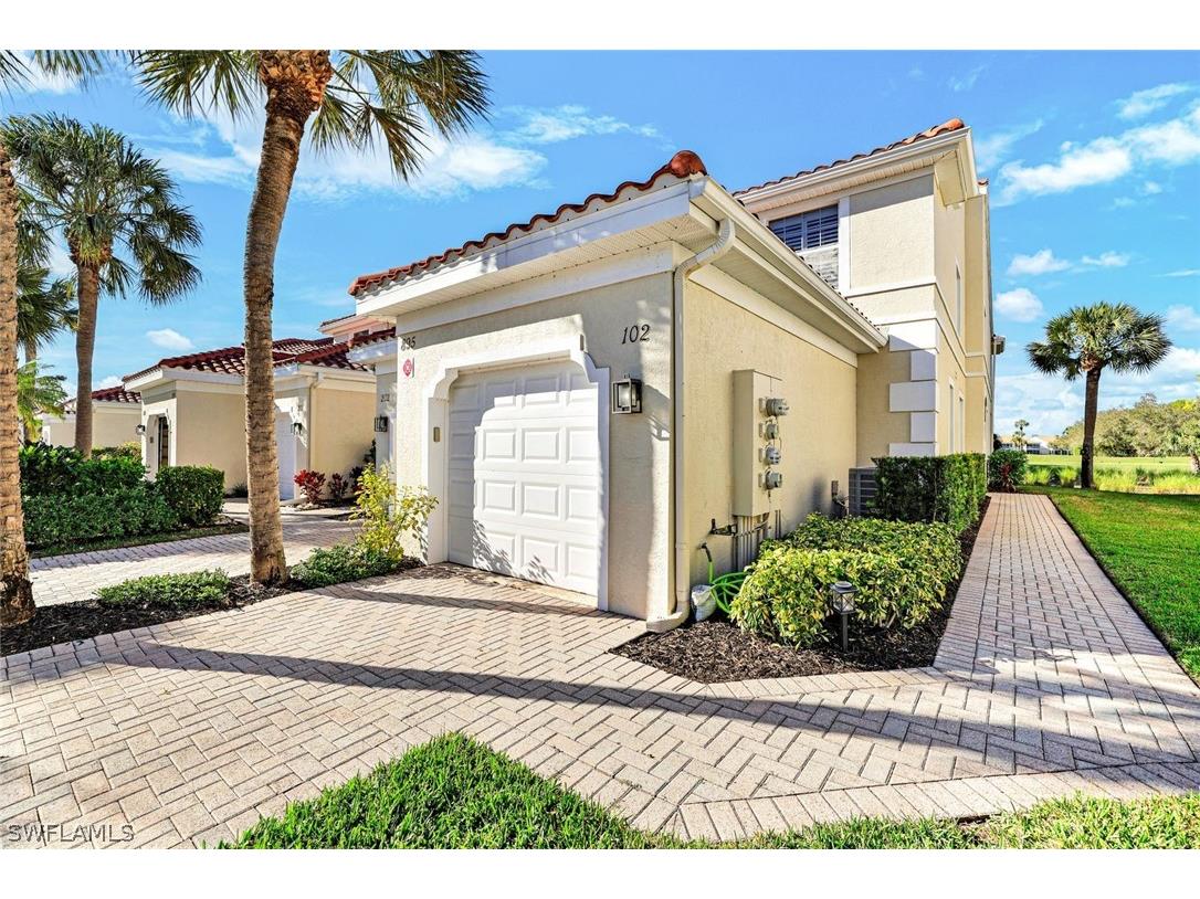 895 Eastham Way #M102 Naples FL 34104 226007523 image1