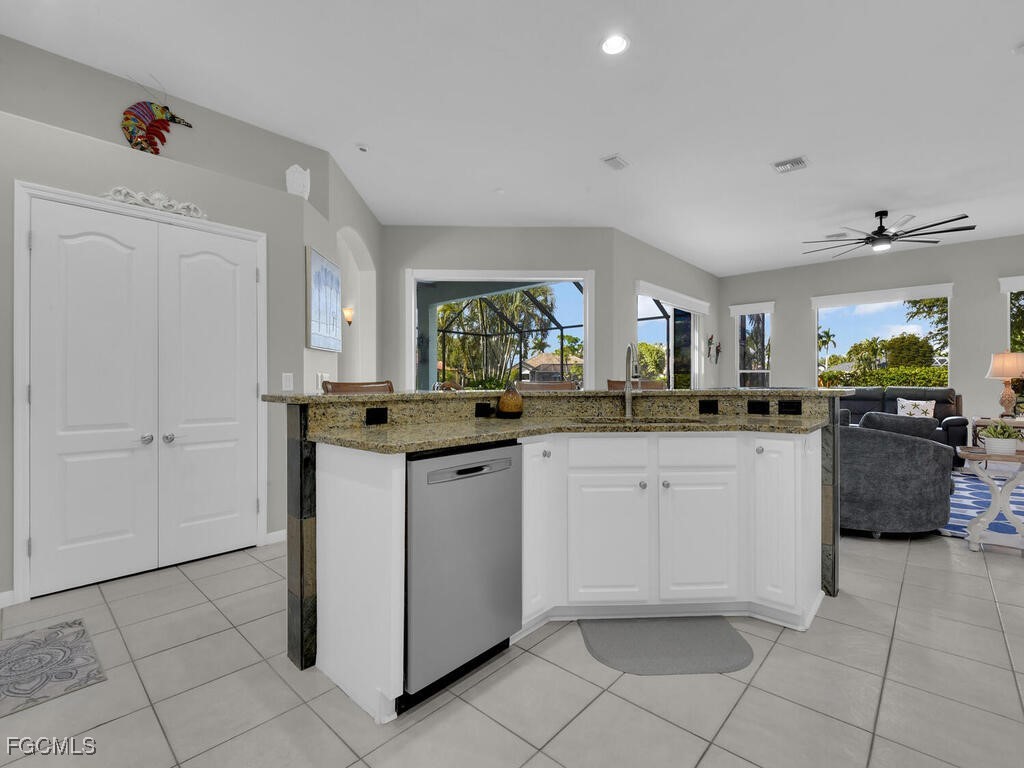 8951 Abbotsford Terrace Fort Myers FL 33912 2026002266 image13