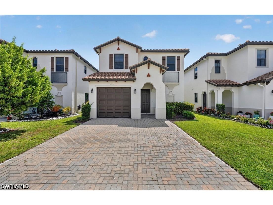 8951 Madrid Circle Naples FL 34104 226018516 image1