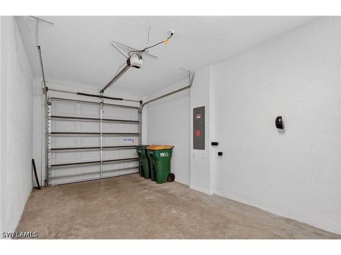 8951 Madrid Circle Naples FL 34104 226018516 image17