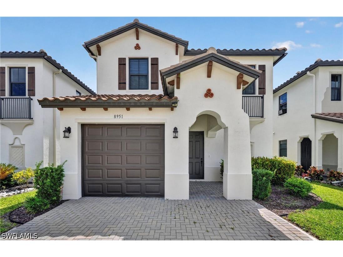 8951 Madrid Circle Naples FL 34104 226018516 image2