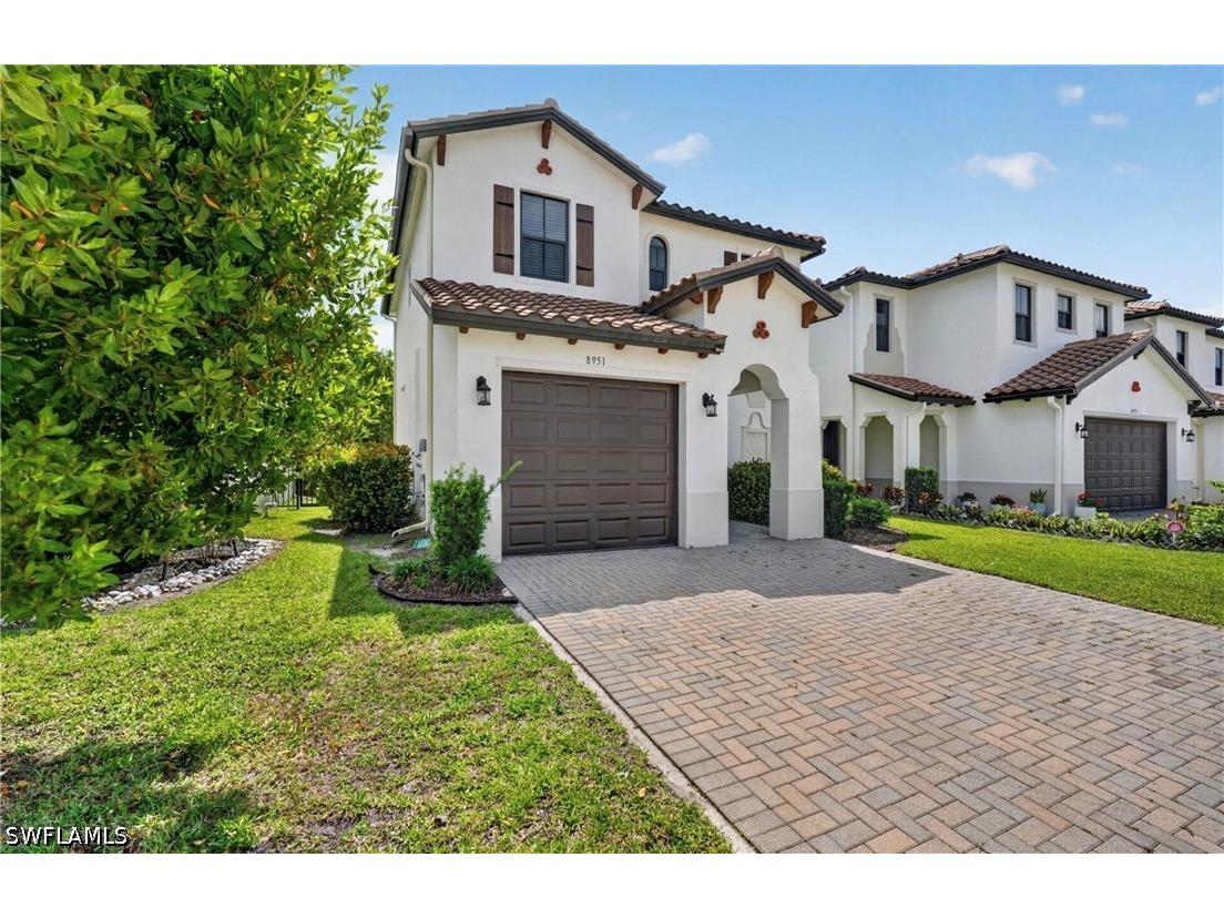8951 Madrid Circle Naples FL 34104 226018516 image4