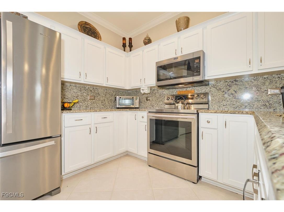 8956 Bristol Bend Fort Myers FL 33908 2025009327 image16