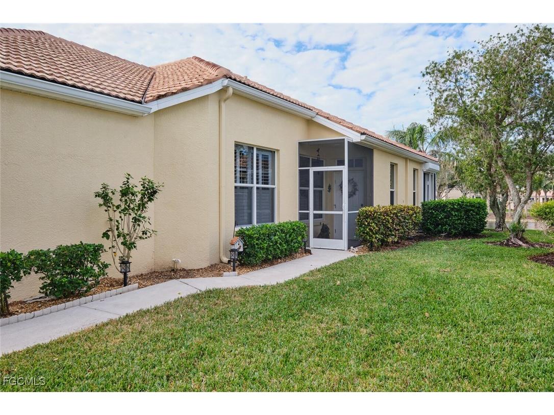 8956 Bristol Bend Fort Myers FL 33908 2025009327 image2