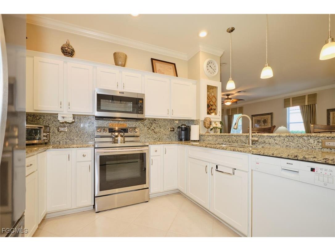 8956 Bristol Bend Fort Myers FL 33908 2025009327 image20