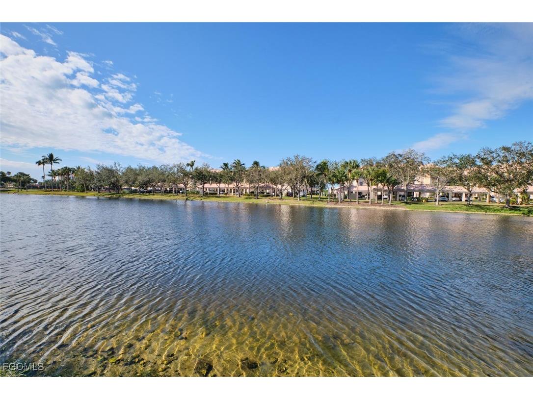 8956 Bristol Bend Fort Myers FL 33908 2025009327 image3