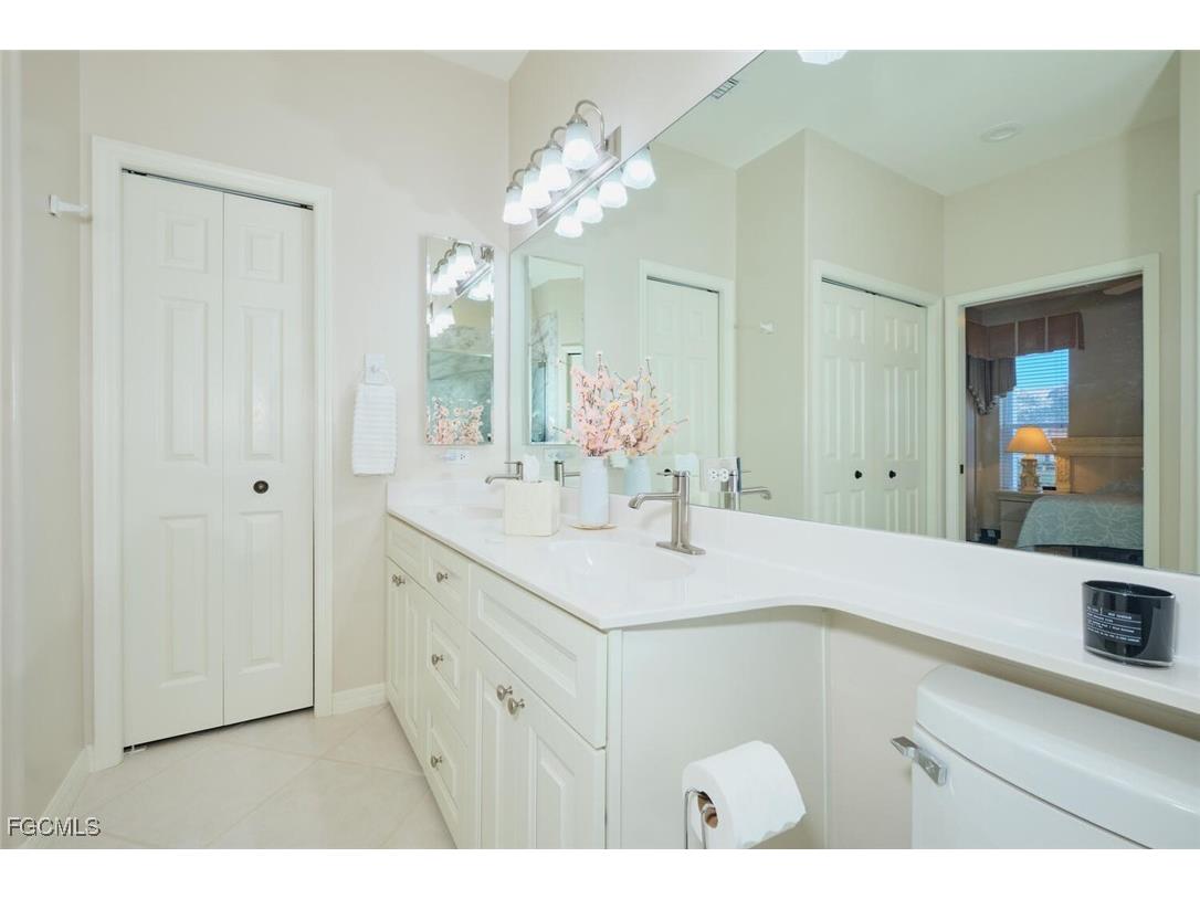 8956 Bristol Bend Fort Myers FL 33908 2025009327 image39