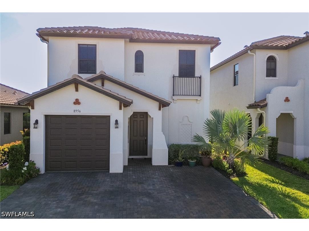 8956 Madrid Circle Naples FL 34104 226015403 image1