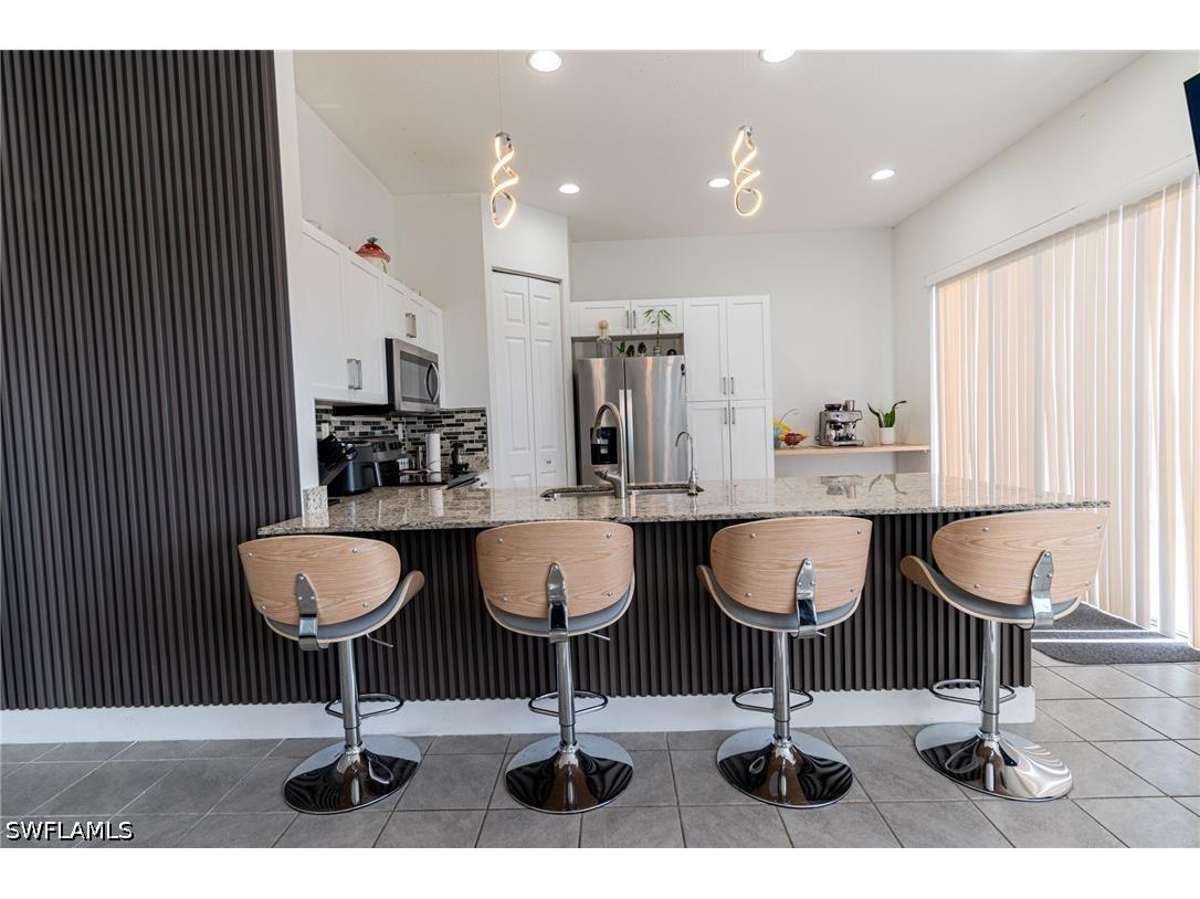 8956 Madrid Circle Naples FL 34104 226015403 image14