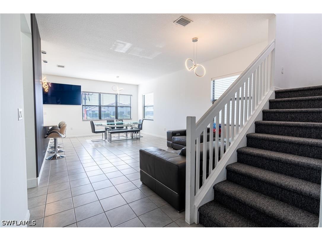 8956 Madrid Circle Naples FL 34104 226015403 image16