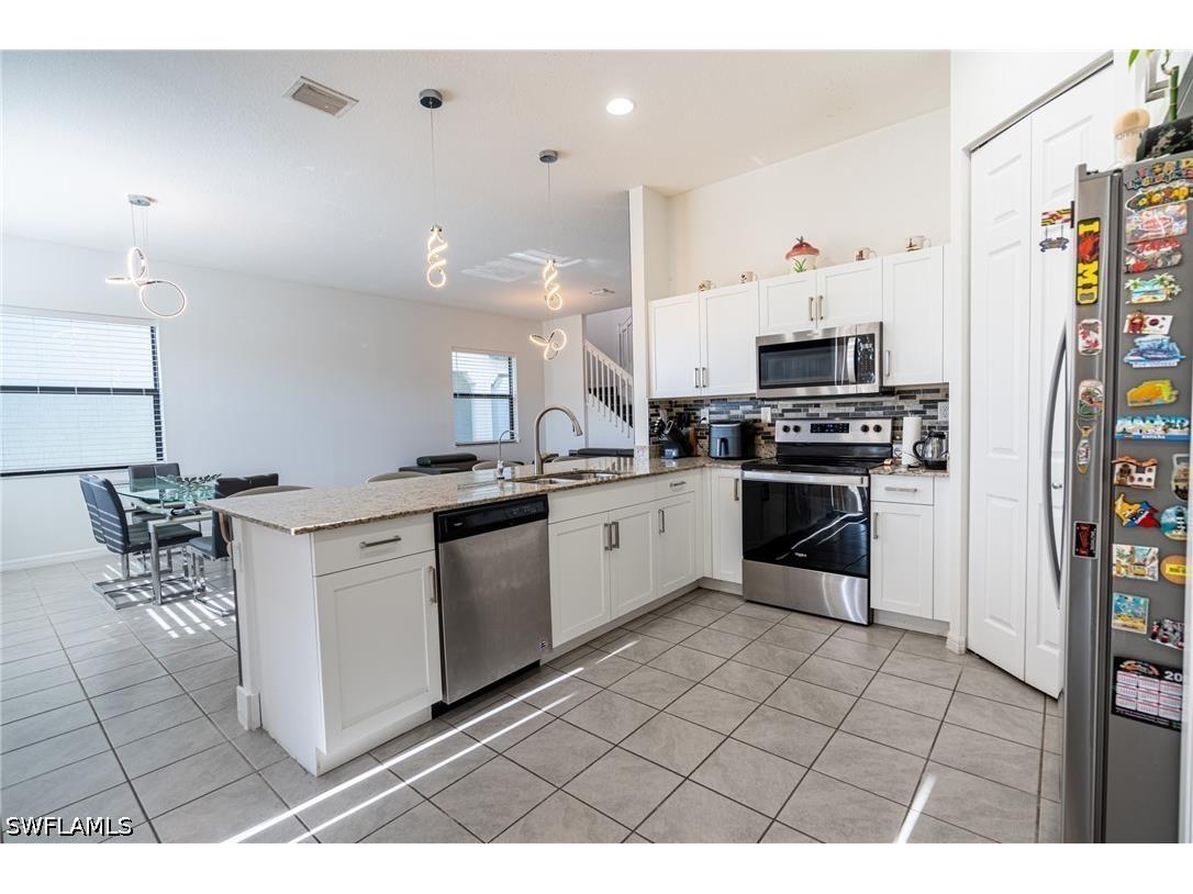 8956 Madrid Circle Naples FL 34104 226015403 image23
