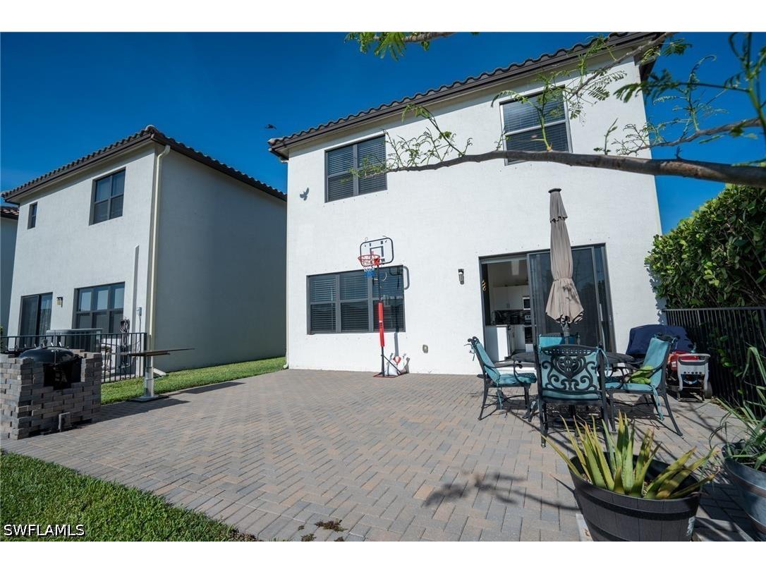 8956 Madrid Circle Naples FL 34104 226015403 image29