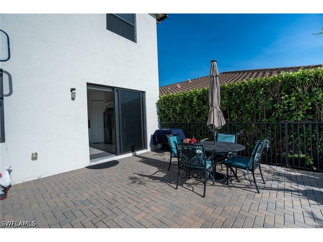 8956 Madrid Circle Naples FL 34104 226015403 image30