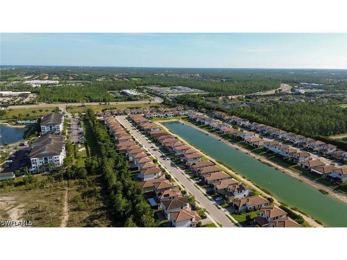 8956 Madrid Circle Naples FL 34104 226015403 image39