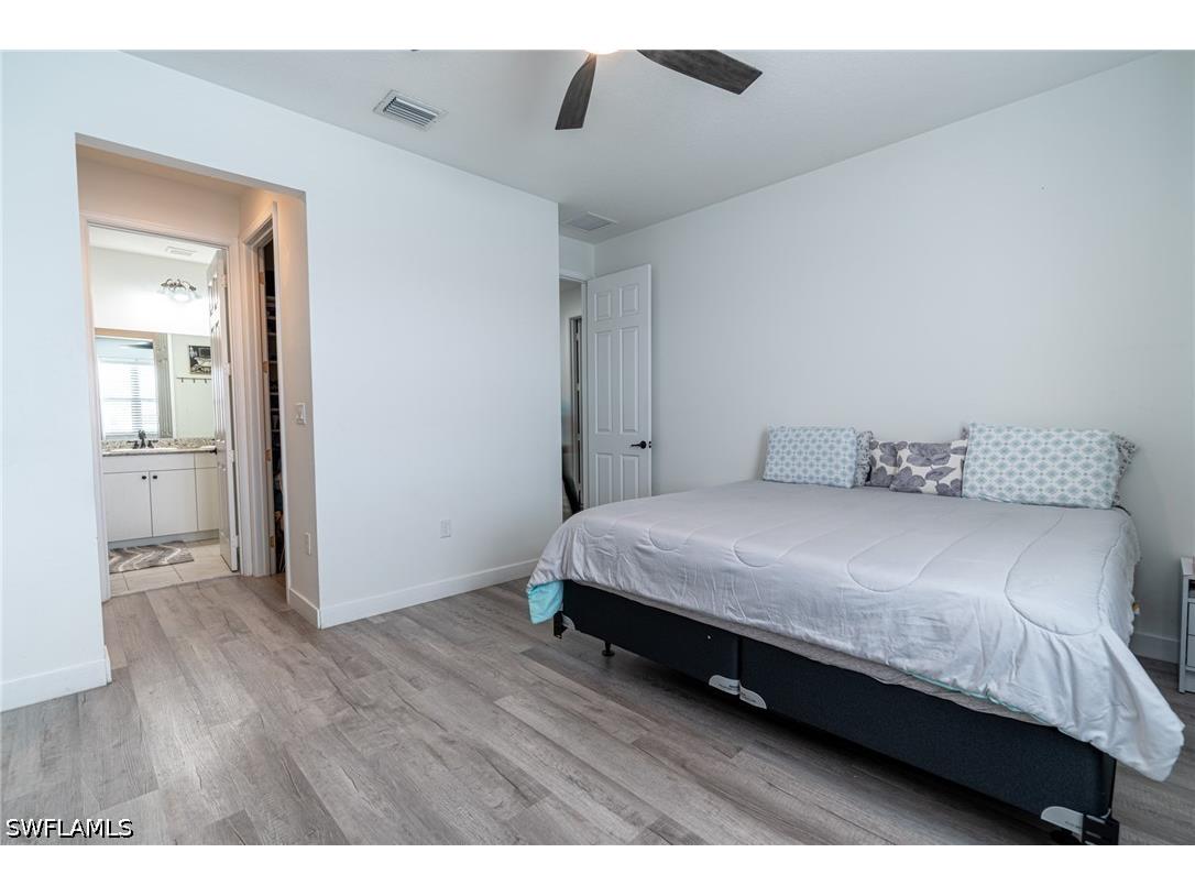 8956 Madrid Circle Naples FL 34104 226015403 image7