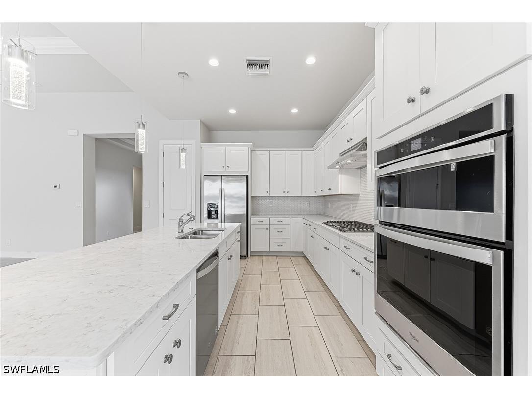 8957 Mustique Lane Naples FL 34114 226017695 image15