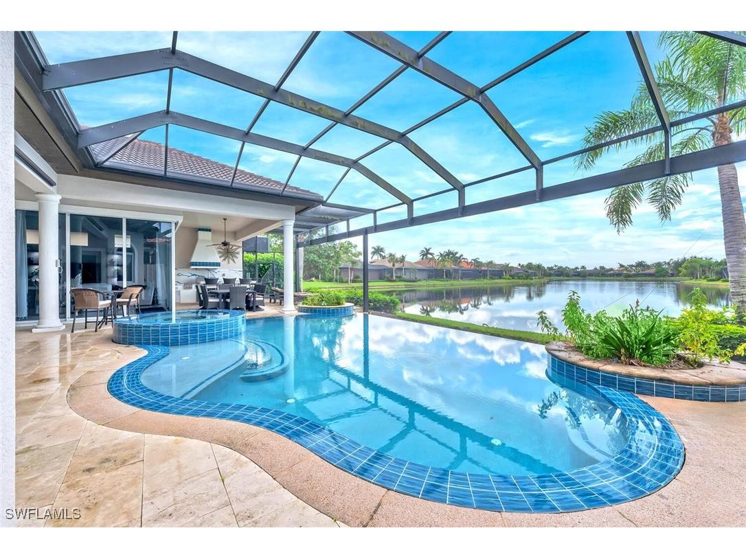 8957 Shenendoah Circle Naples FL 34113 225072922 image1