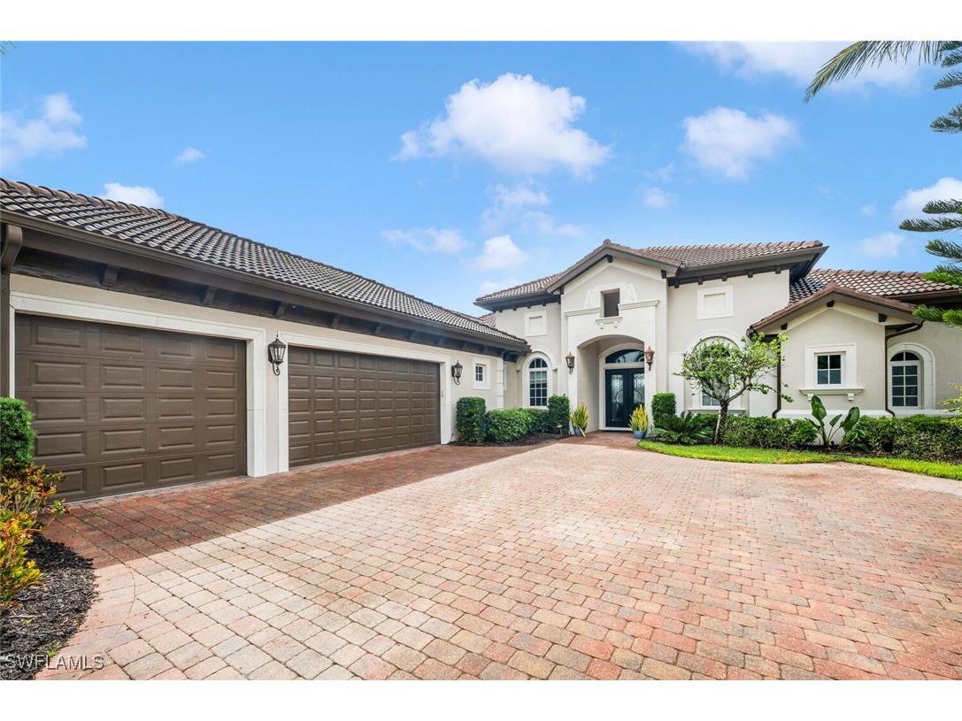 8957 Shenendoah Circle Naples FL 34113 225072922 image3