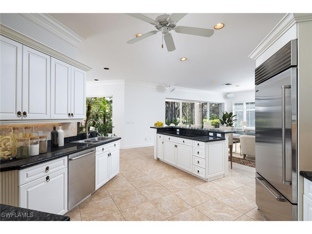 896 Barcarmil Way Naples FL 34110 225073096 image16