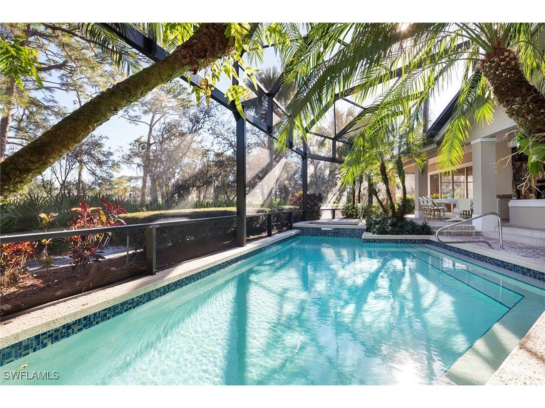 896 Barcarmil Way Naples FL 34110 225073096 image4