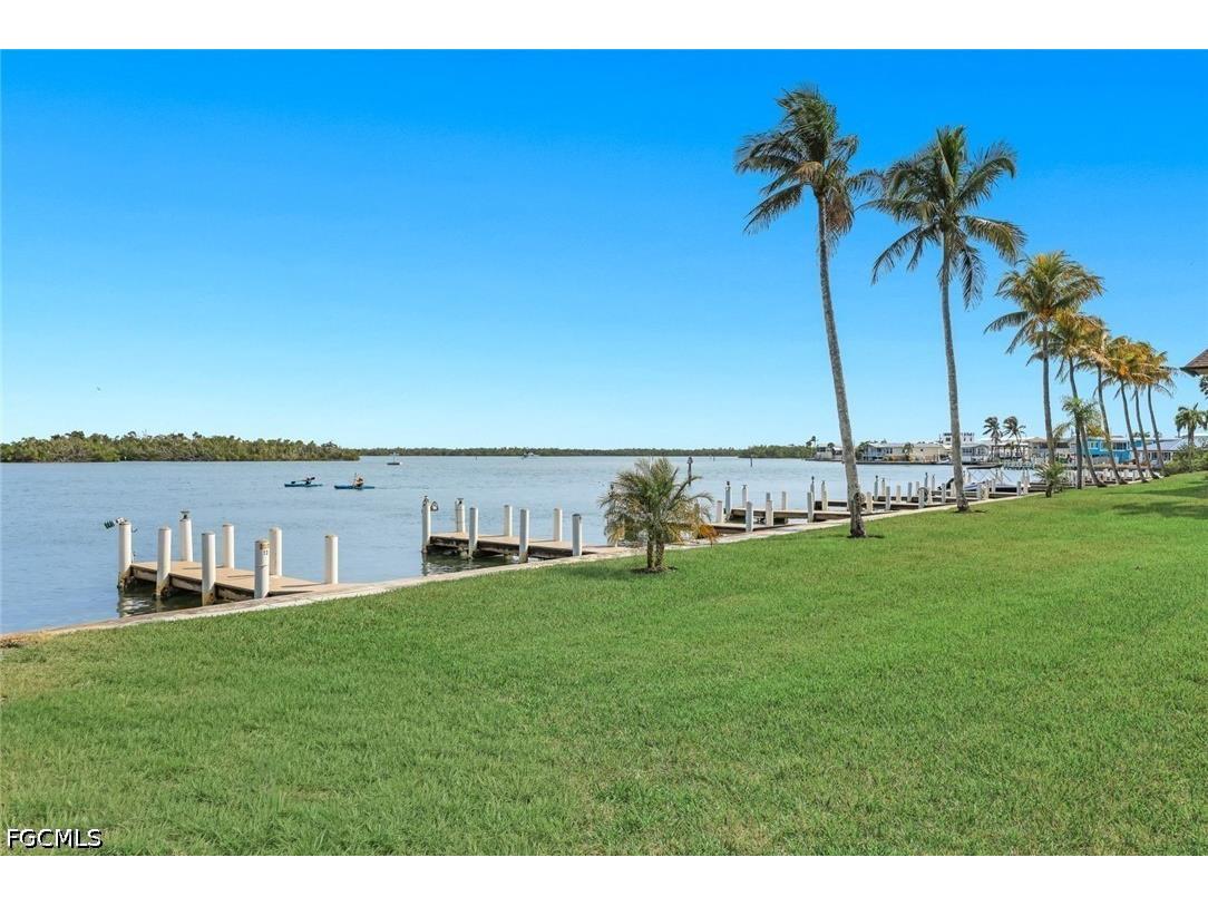 896 Buttonwood Drive #108 Fort Myers Beach FL 33931 2026019045 image17