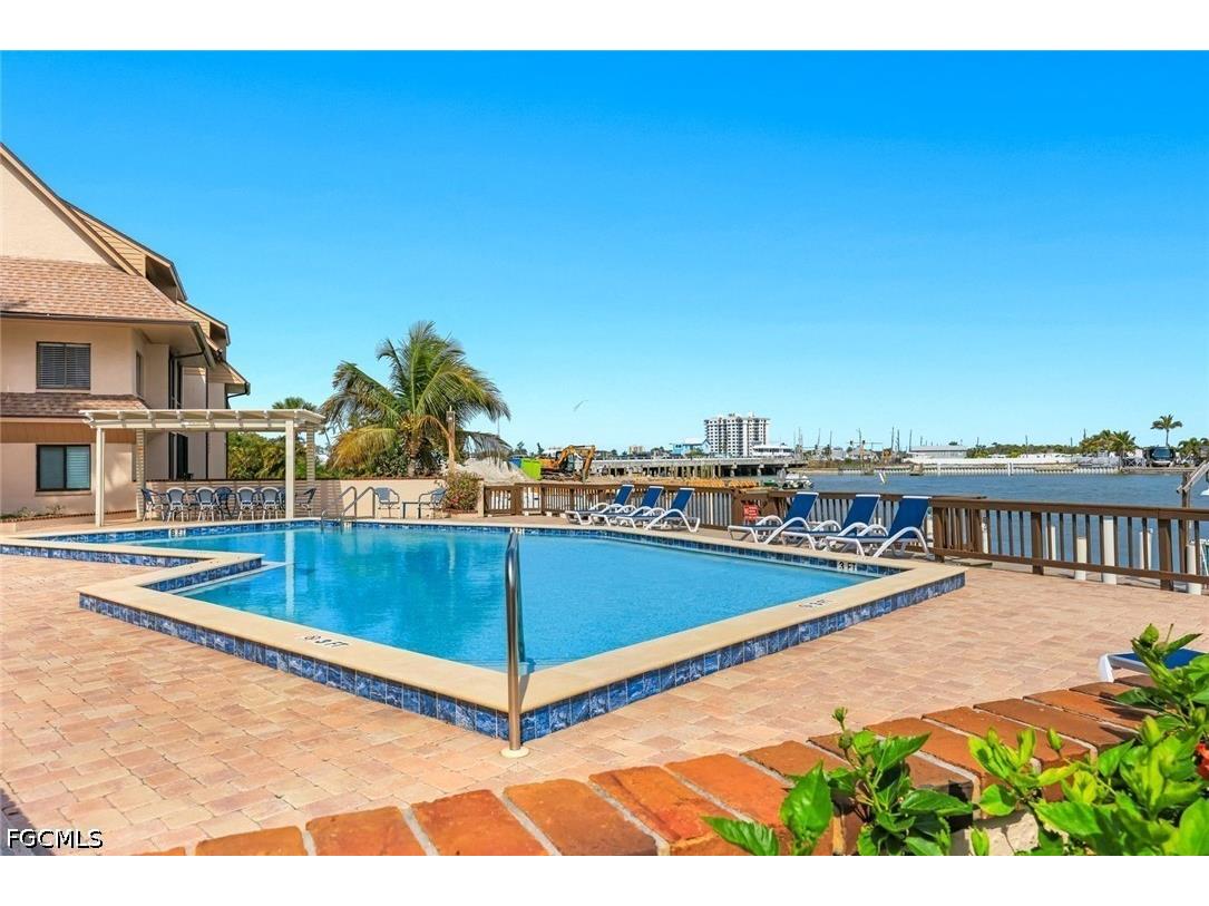 896 Buttonwood Drive #108 Fort Myers Beach FL 33931 2026019045 image18