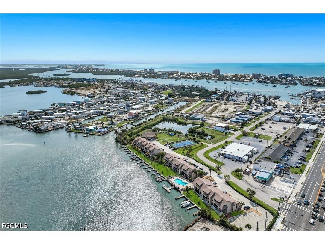 896 Buttonwood Drive #108 Fort Myers Beach FL 33931 2026019045 image25