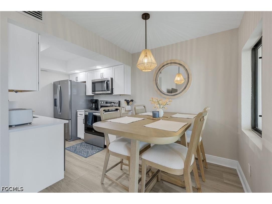 896 Buttonwood Drive #108 Fort Myers Beach FL 33931 2026019045 image9