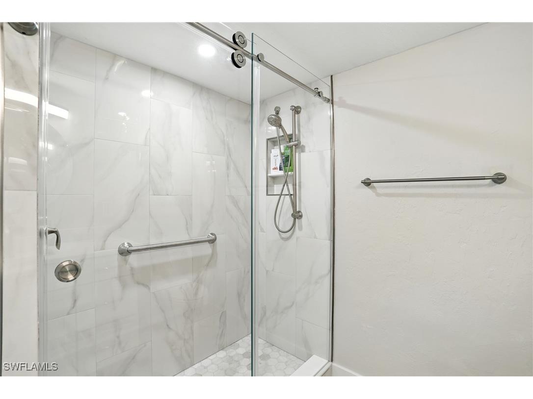 896 Buttonwood Drive #110 Fort Myers Beach FL 33931 225072433 image11