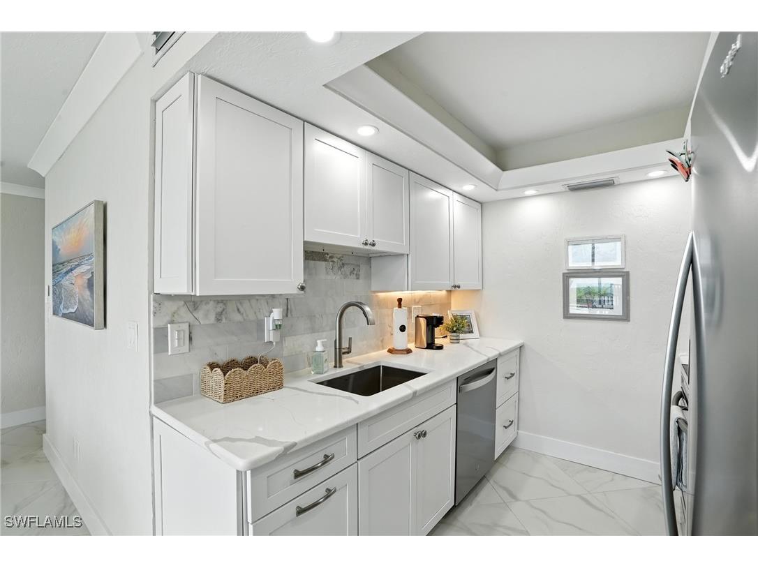 896 Buttonwood Drive #110 Fort Myers Beach FL 33931 225072433 image14