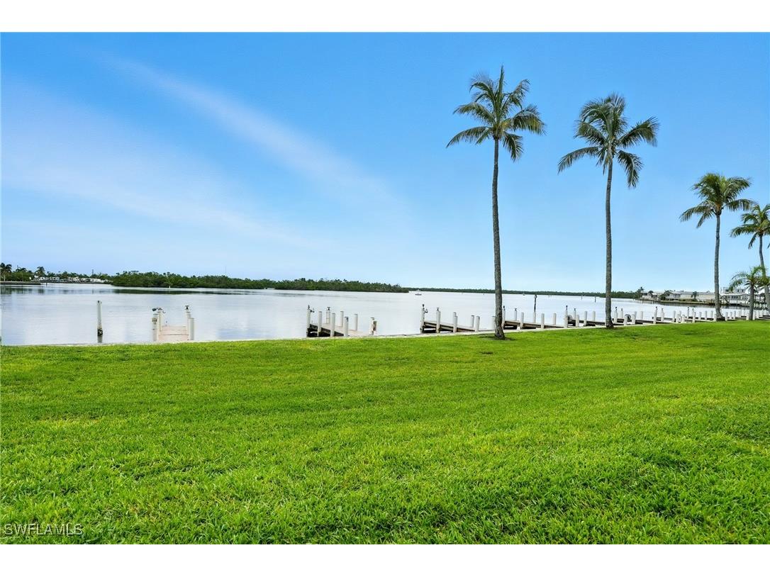 896 Buttonwood Drive #110 Fort Myers Beach FL 33931 225072433 image20