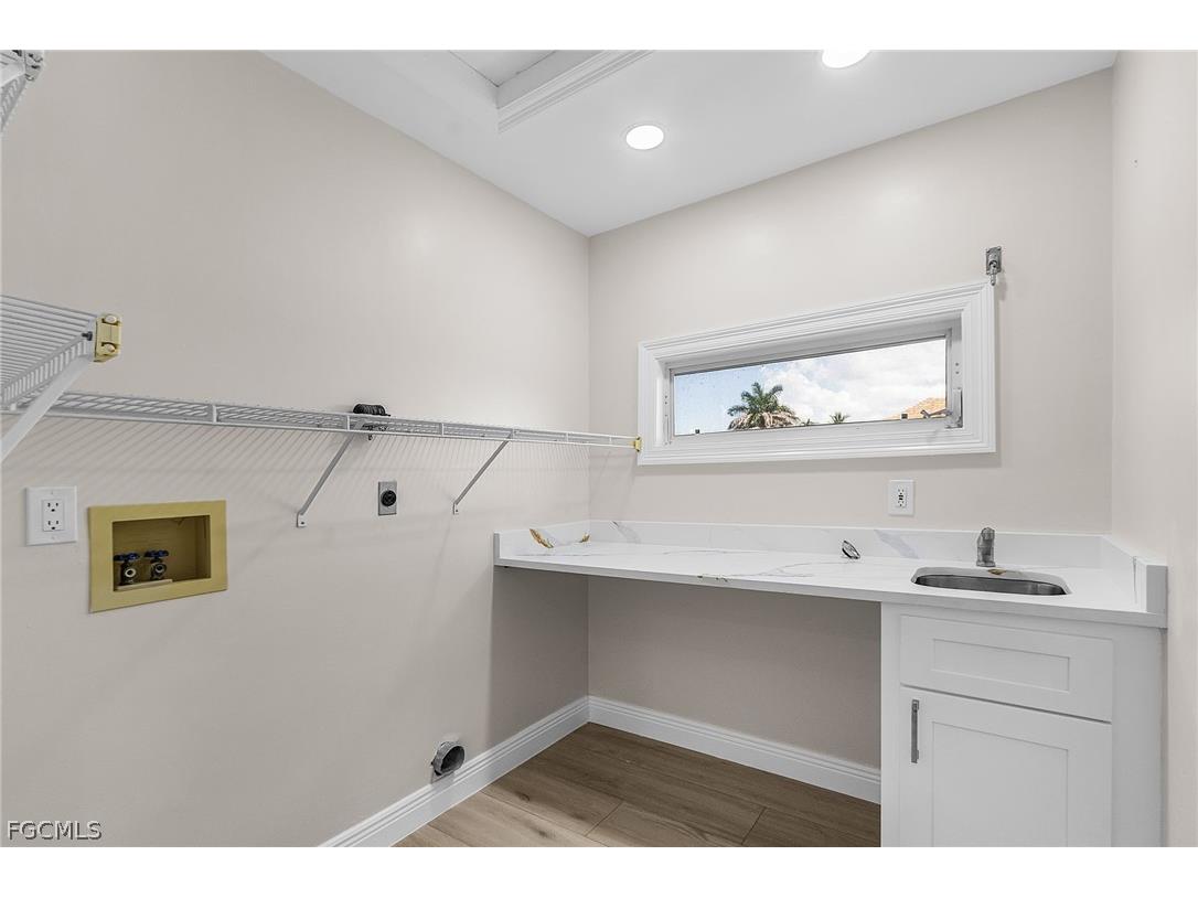 896 Limpet Drive Sanibel FL 33957 2026008983 image24