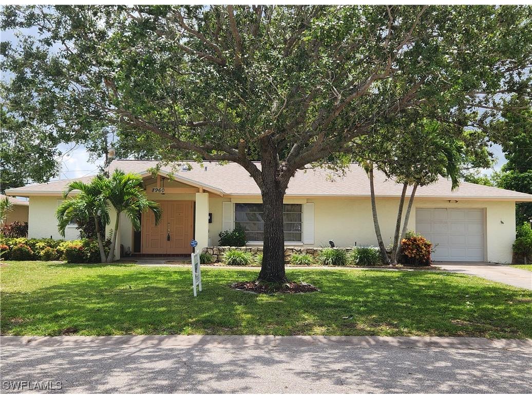 8960 Andover Street Fort Myers FL 33907 223046840 image1
