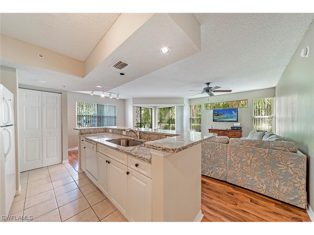8960 Colonnades Court E #911 Bonita Springs FL 34135 223033289 image1