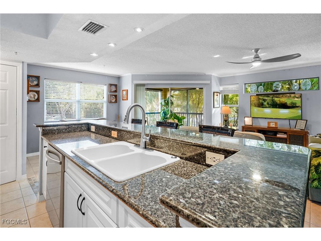 8960 Colonnades Court E #921 Bonita Springs FL 34135 2025021949 image10