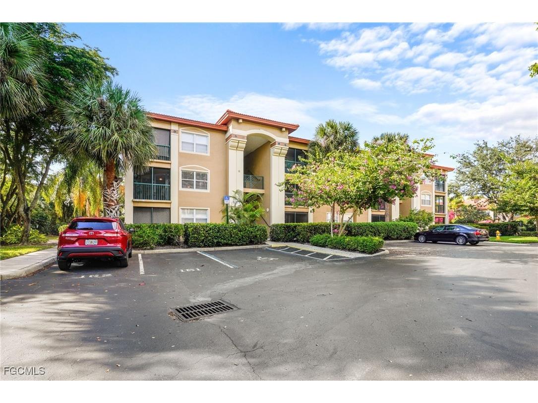 8960 Colonnades Court E #921 Bonita Springs FL 34135 2025021949 image2