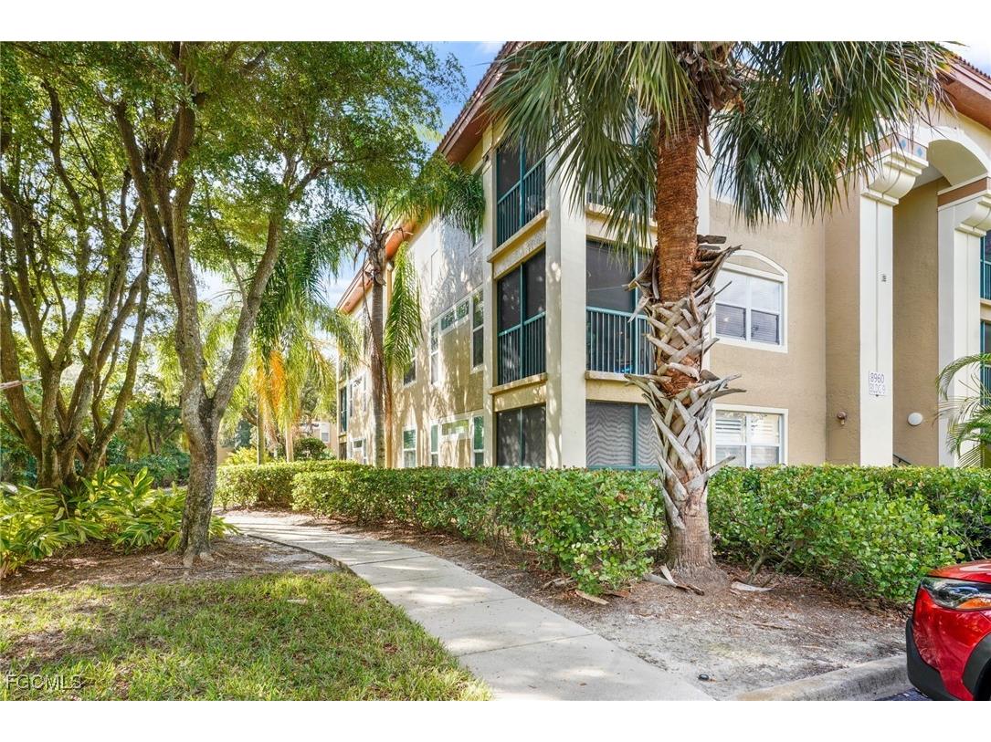8960 Colonnades Court E #921 Bonita Springs FL 34135 2025021949 image3