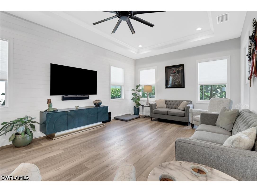 8966 Saint Lucia Drive Naples FL 34114 226013452 image7